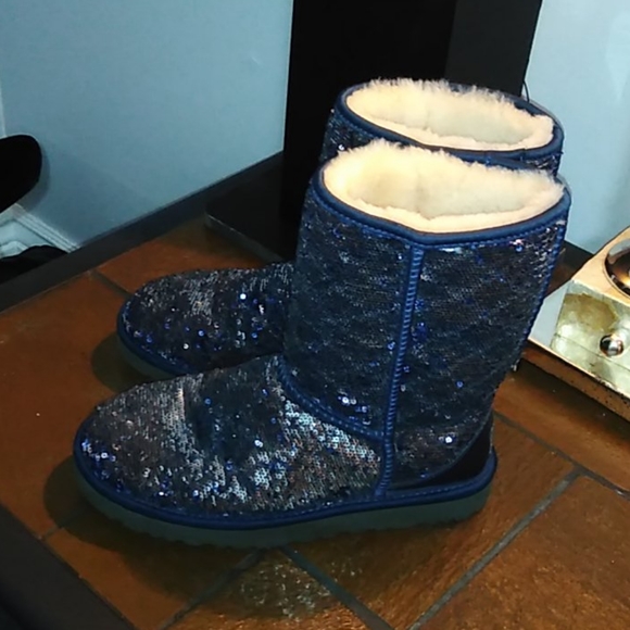 uggs blue sparkle boots